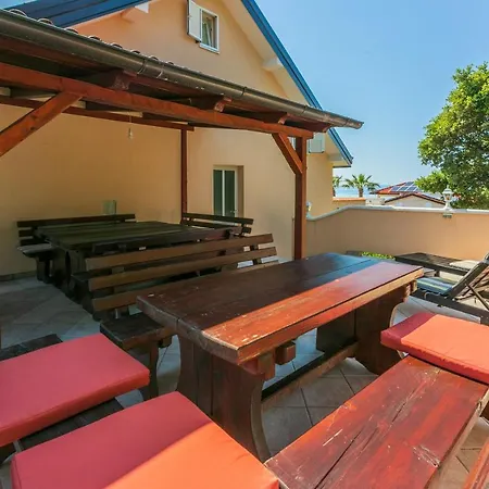 Ljiljana Apartment *