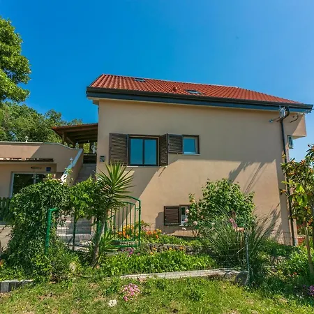 Ljiljana Apartment