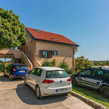 Apartment Ljiljana Supetarska Draga